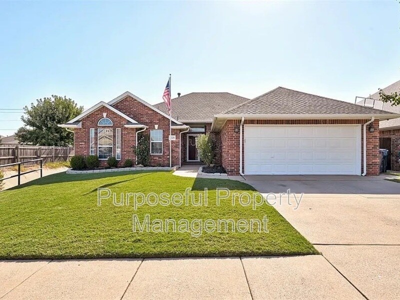7320 Stinchcomb Dr in Oklahoma City, OK - Building Photo
