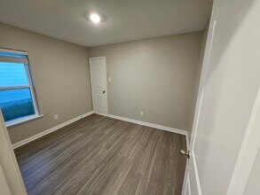 3991 Trail de Paris in New Braunfels, TX - Building Photo - Building Photo