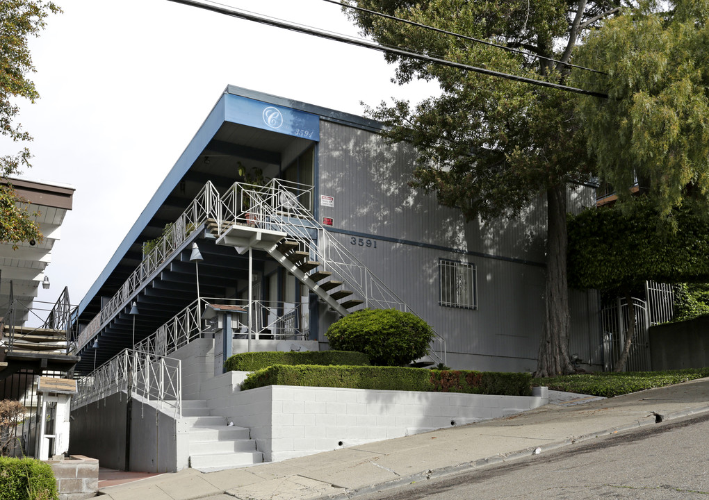 3594 65th Ave in Oakland, CA - Building Photo