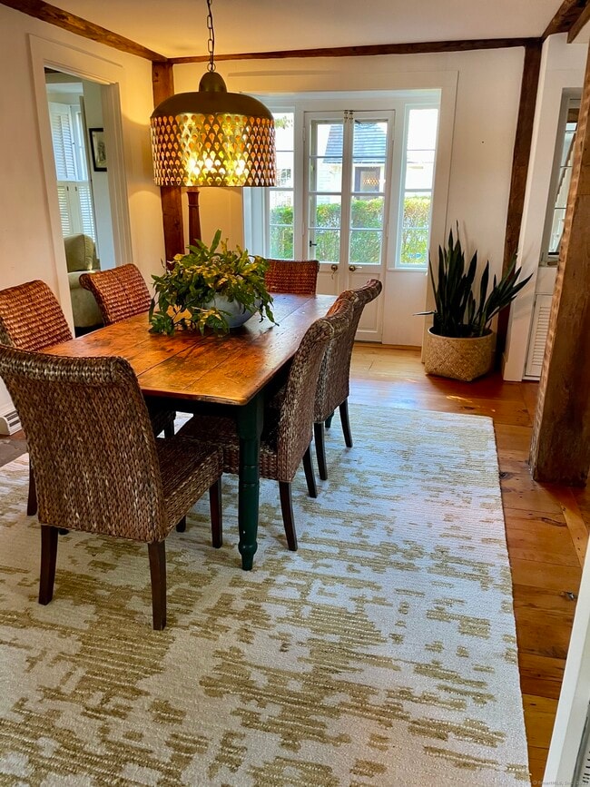 29 New City St in Essex, CT - Building Photo - Building Photo