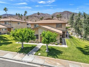 46869 CA-74, Unit 1 in Palm Desert, CA - Foto de edificio - Building Photo