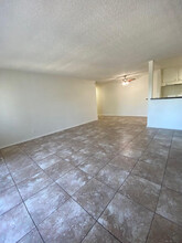 15022 Vanowen St in Van Nuys, CA - Building Photo - Building Photo