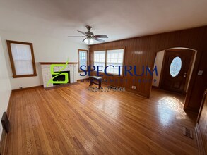 1148 Lake Dr in Dandridge, TN - Building Photo - Building Photo