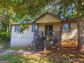 110 Fairhaven Ct in Stockbridge, GA - Building Photo