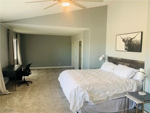 10637 Amblewood Ave in Las Vegas, NV - Building Photo - Building Photo