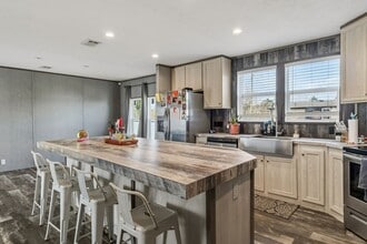 134 N Larry Dr in Panama City, FL - Building Photo - Building Photo
