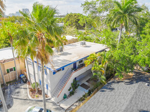 1505 NE 5th Ct, Unit 4 in Fort Lauderdale, FL - Building Photo - Building Photo