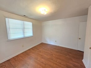 2108 Rokeby Ave in Chesapeake, VA - Building Photo - Building Photo