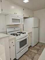 20810 Amie Ave, Unit 9 in Torrance, CA - Building Photo