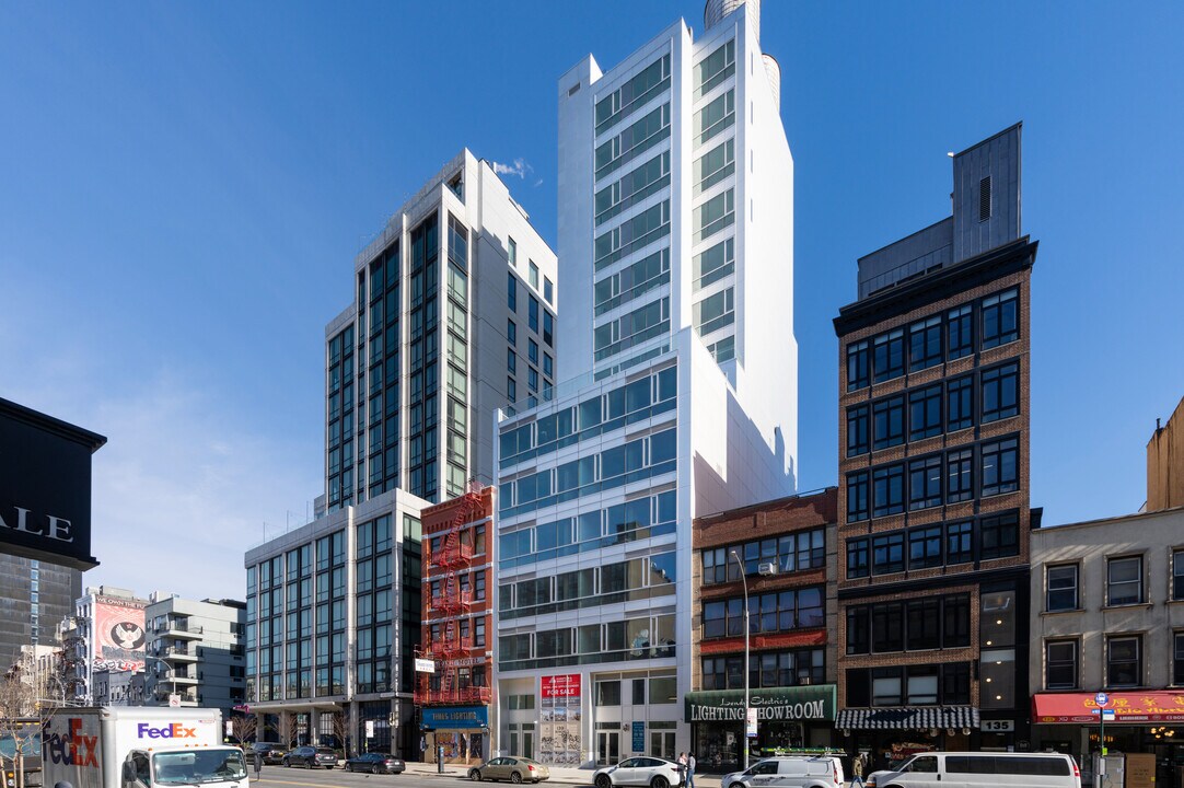 139 Bowery in New York, NY - Building Photo