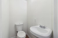 912 N Milton Ave photo'