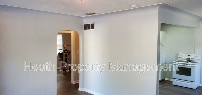 1425 40th St S in St. Petersburg, FL - Building Photo - Building Photo