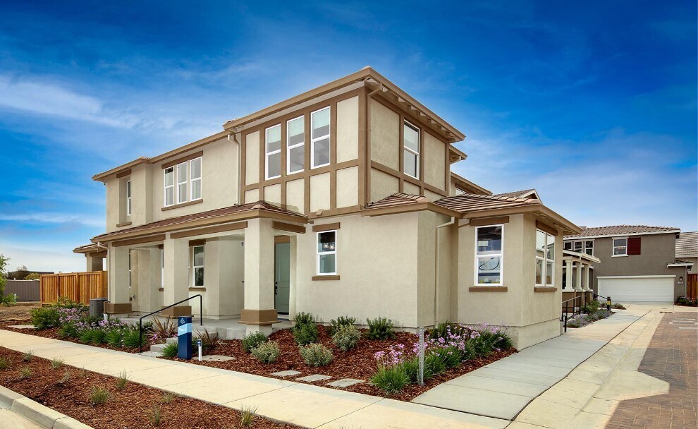 1832 Chandler Dr in Brentwood, CA - Building Photo