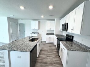 138 Speckled Trout Ln N in Freeport, FL - Building Photo - Building Photo