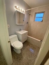 2024 Taylor St, Unit 2024 Taylor street in Hollywood, FL - Foto de edificio - Building Photo