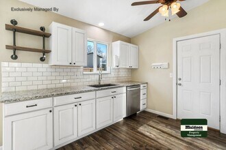 1015 Vondelpark Dr in Colorado Springs, CO - Building Photo - Building Photo