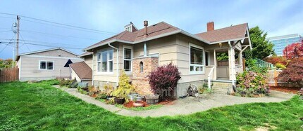1524 Rockefeller Ave in Everett, WA - Building Photo - Building Photo