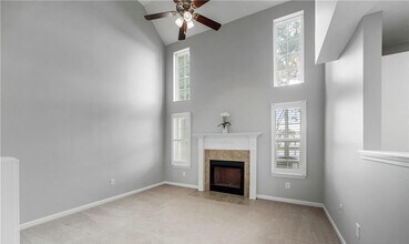 230 Opus Ct in Pooler, GA - Foto de edificio - Building Photo