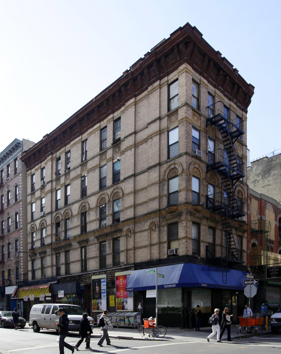 37 Orchard St in New York, NY - Building Photo