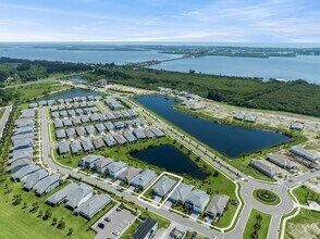 8360 Beagle Ter in Wabasso, FL - Building Photo - Building Photo