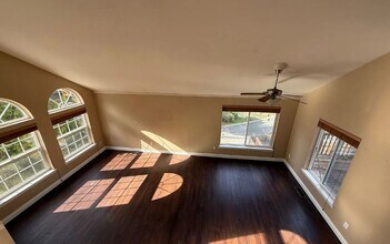 829 Blueberry Ln in Bellingham, WA - Building Photo - Building Photo