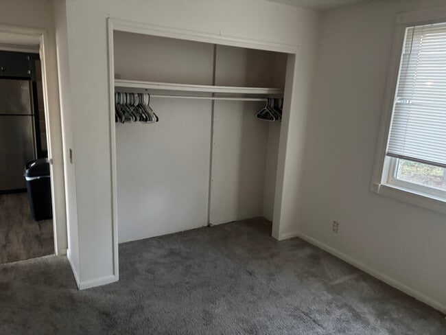 36564 Bismark Rd in New Boston, MI - Building Photo - Building Photo