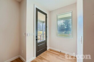 2841 Clifton Church Rd SE in Atlanta, GA - Foto de edificio - Building Photo