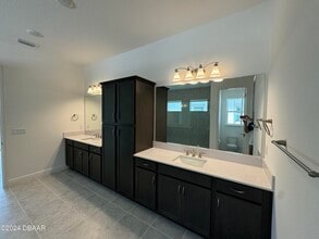 2005 Divot Dr in Daytona Beach, FL - Building Photo - Building Photo