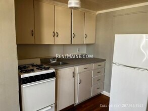 200 Center St in Old Town, ME - Building Photo - Building Photo