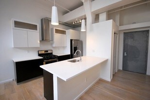 Thomas Lofts Apartments