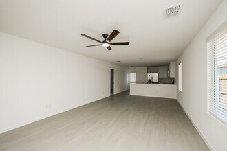 1227 Maple St, Unit 0703 in Wilmer, TX - Building Photo - Building Photo