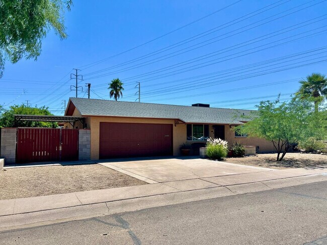 6607 E Sheridan St in Scottsdale, AZ - Building Photo - Building Photo