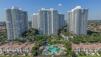 21150 Point Pl in Aventura, FL - Building Photo