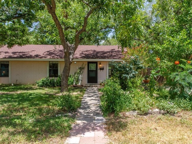 property at 406 Concho St