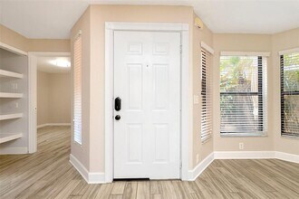 7711 Sugar Bend Dr in Orlando, FL - Building Photo - Building Photo