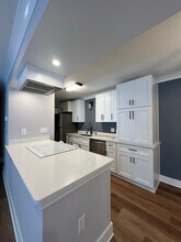 4906 Sardis Rd in Charlotte, NC - Building Photo - Building Photo