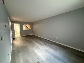 2901 SE 13th Rd in Homestead, FL - Building Photo - Building Photo