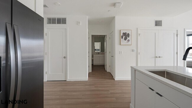 1801 Patterson St, Unit 308 in Nashville, TN - Foto de edificio - Building Photo