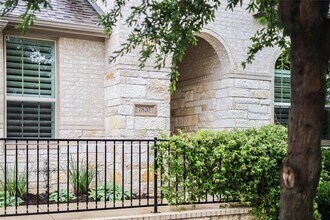 7820 Turnback Ledge Trail in Lago Vista, TX - Building Photo - Building Photo