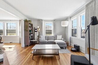 23 Matchett St in Boston, MA - Building Photo - Building Photo