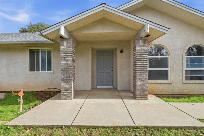 property at 43379 Leach Rd