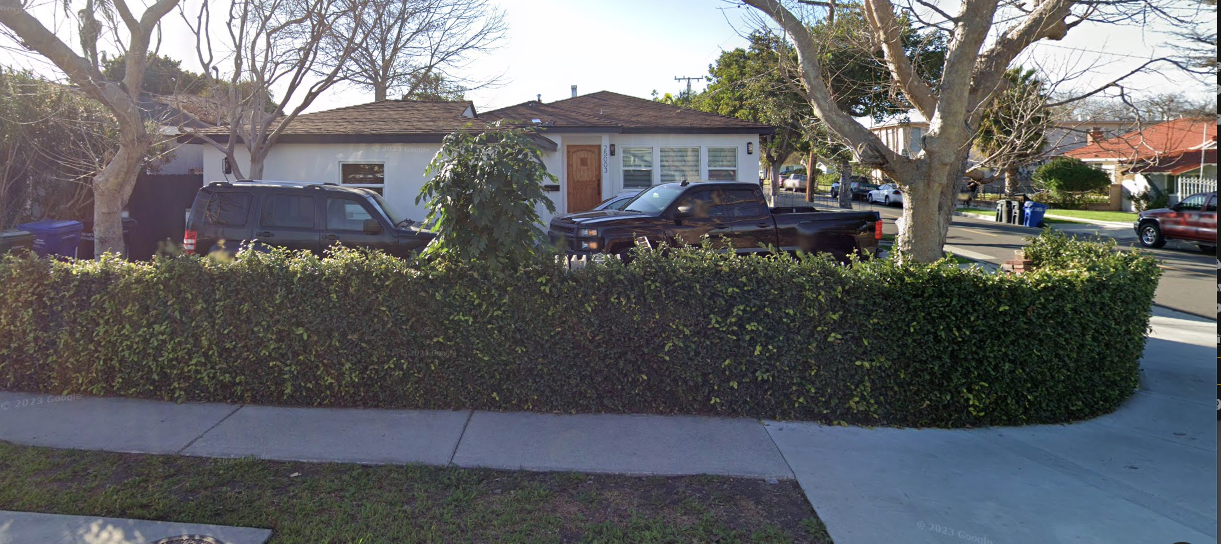 25003 Andreo Ave in Lomita, CA - Foto de edificio