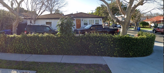 property at 25003 Andreo Ave