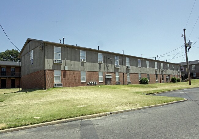 Warren Apartments in Memphis, TN - Foto de edificio - Building Photo