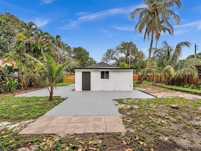 property at 430 NE 165th St