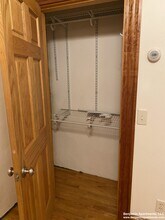 97 Myrtle St, Unit 1 in Boston, MA - Building Photo - Building Photo