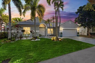 642 Heritage Dr in Weston, FL - Building Photo - Building Photo