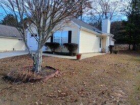 1360 Binford Pl in Douglasville, GA - Building Photo