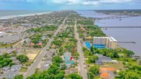 216 N Halifax Ave in Daytona Beach, FL - Foto de edificio - Building Photo