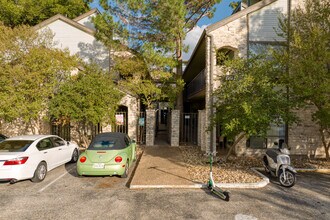 Gazebo Condos in Austin, TX - Building Photo - Building Photo